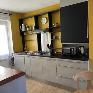  Сasa de vacaciones Charmante Maison De